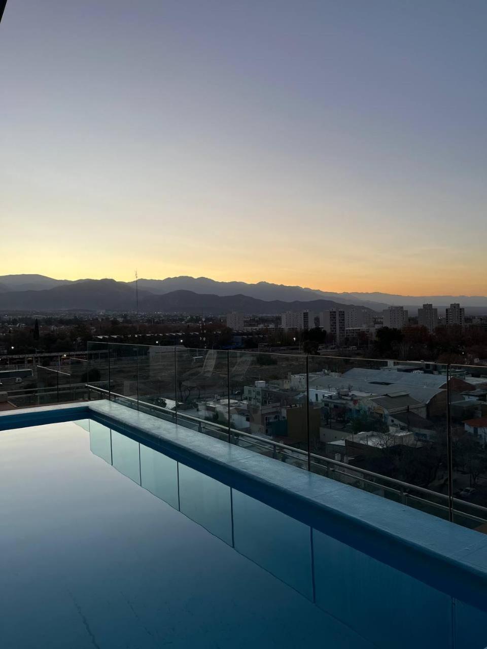 Apartamento Centrico Con Las Mejores Vistas De Mendoza Exteriér fotografie